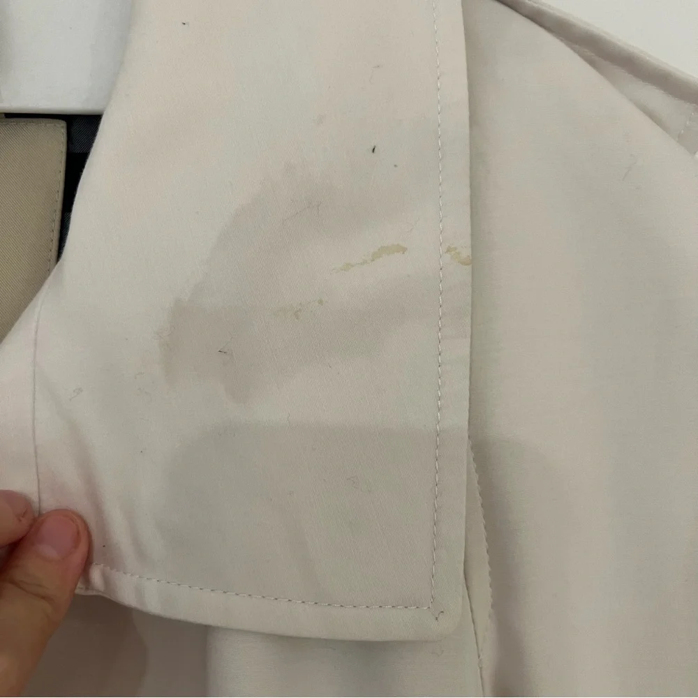 Burberry Trench Classic Cream with Belt - Picture 4 of 14